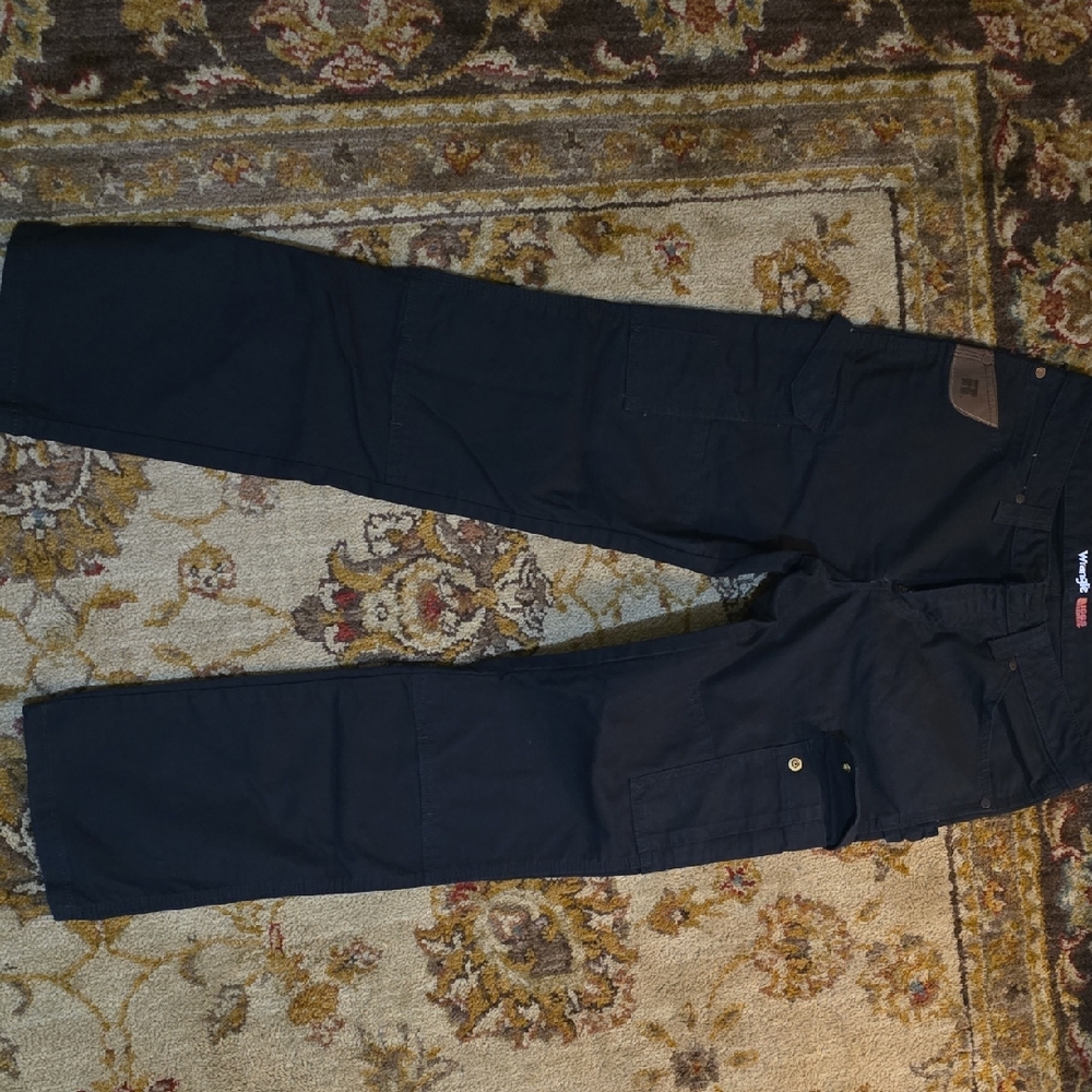 Wrangler Black Cargo Pants